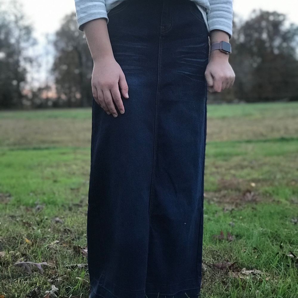 Long denim maxi skirt jean